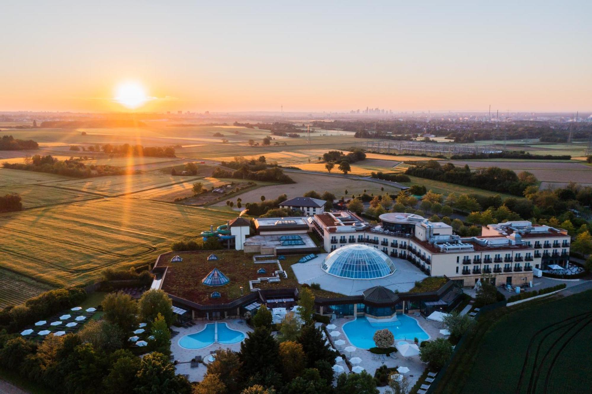 Vital Hotel Rhein Main Therme Wellness Resort & Spa Гофгайм-ам-Таунус Екстер'єр фото