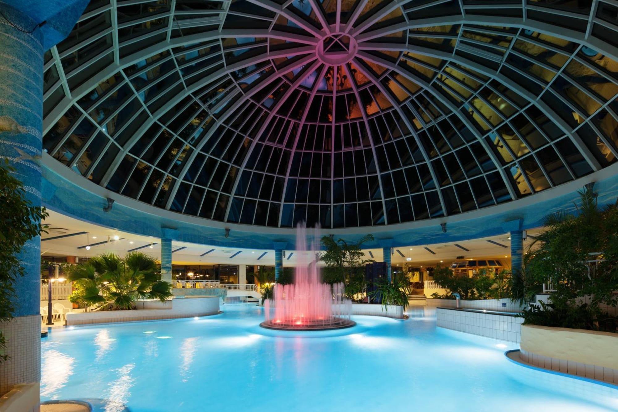 Vital Hotel Rhein Main Therme Wellness Resort & Spa Гофгайм-ам-Таунус Екстер'єр фото